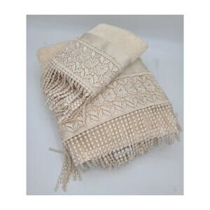 Croscill Fancy Towels Bath & Hand Ivory Satin Crochet Floral Knot Fringe 2 pc